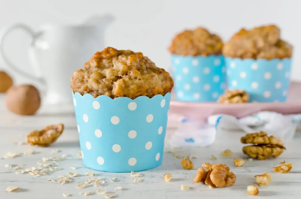 Banana, oat & walnut muffins