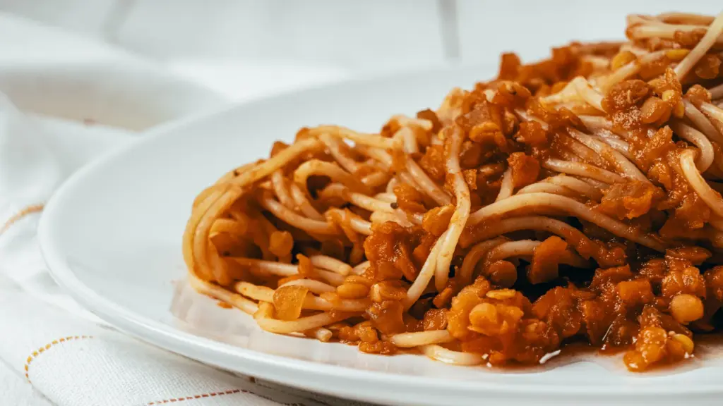 Beef & lentil bolognese