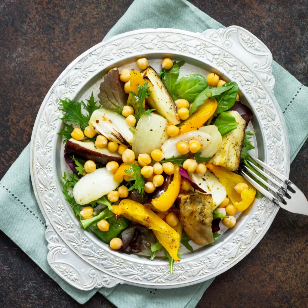 Chickpea & roast veg salad